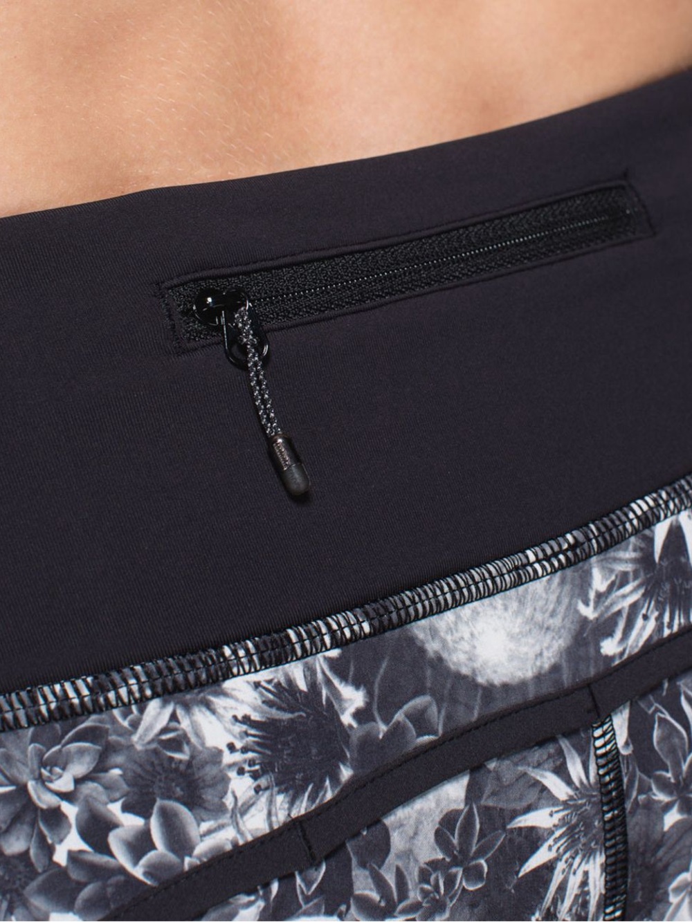 Lululemon Run Times Short *4-way stretch•
Flowabunga Black Angel Wing / Black - Picture 11 of 13